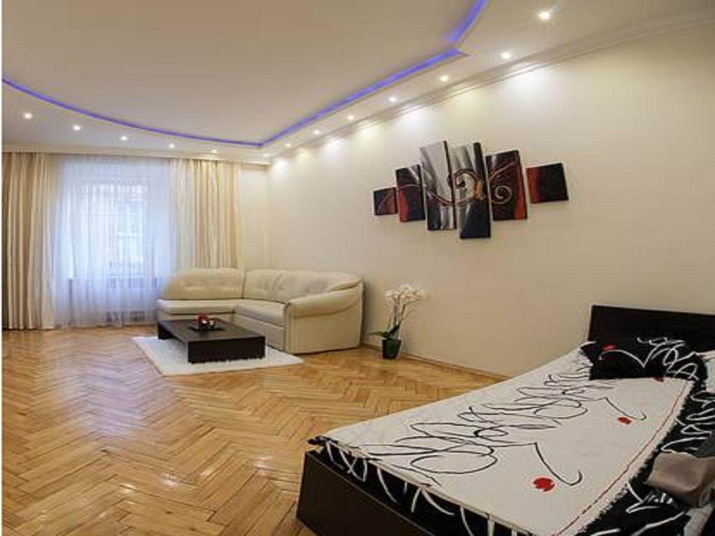 1 Minute To Rynok Square Apartment ลวีฟ ห้อง รูปภาพ